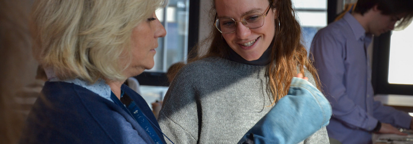 Femmes ingénieures au travail